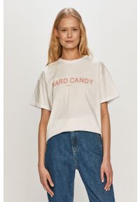 Dash My Buttons - T-shirt Hard Candy. Okazja: na co dzień. Kolor: biały. Materiał: bawełna, dzianina. Wzór: nadruk. Styl: casual #1