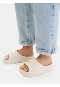Hunter Klapki CEO-840143A Beżowy. Kolor: beżowy. Materiał: kauczuk #6