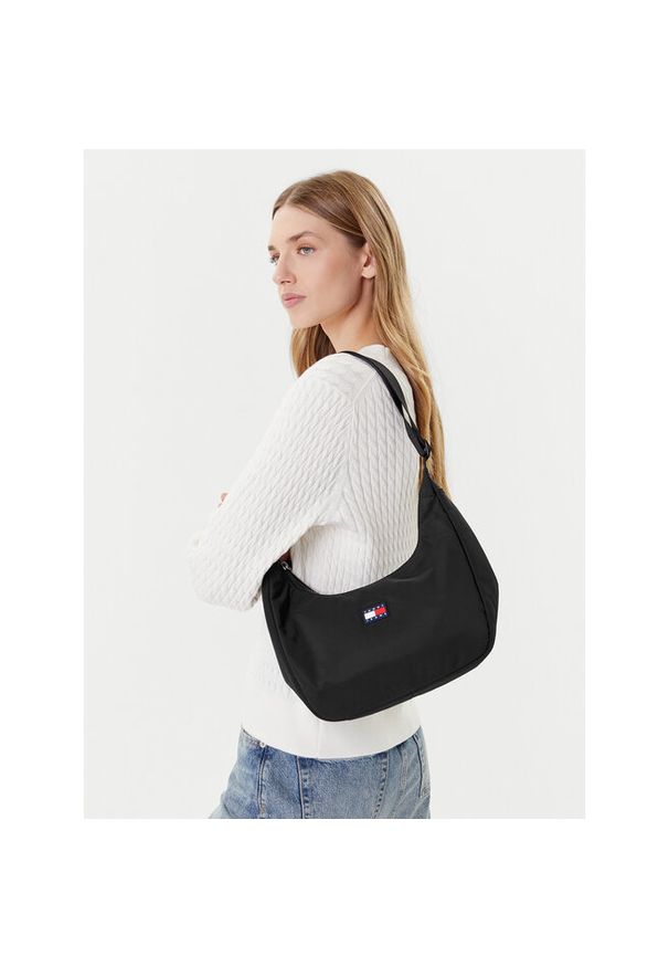 Torebka Tommy Jeans. Kolor: czarny