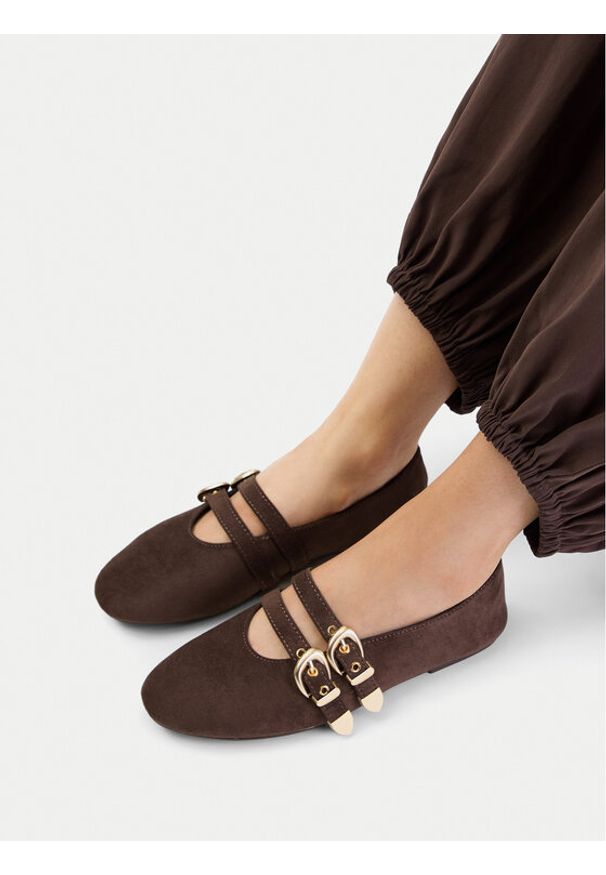 DeeZee Baleriny CEO-HY82405-1 Brązowy. Kolor: brązowy. Materiał: materiał