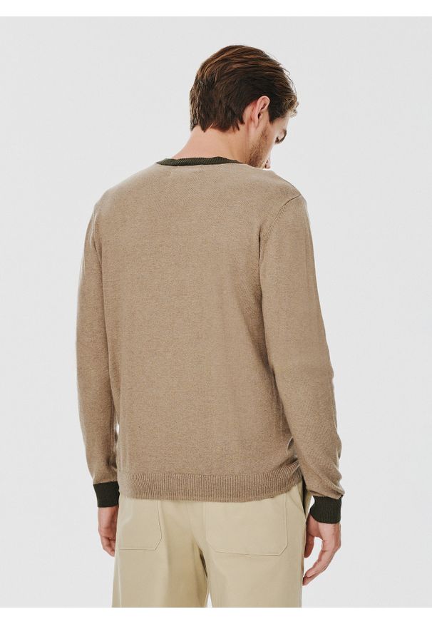 Pako Lorente - PAKO LORENTE – Melanżowy sweter męski. Materiał: kaszmir, bawełna. Długość rękawa: krótki rękaw. Wzór: melanż. Sezon: jesień