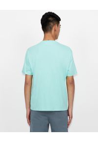 Armani Exchange - ARMANI EXCHANGE - Błękitny T-shirt z logo. Okazja: na co dzień. Kolor: niebieski. Materiał: jeans, bawełna. Wzór: nadruk. Styl: klasyczny, casual #5