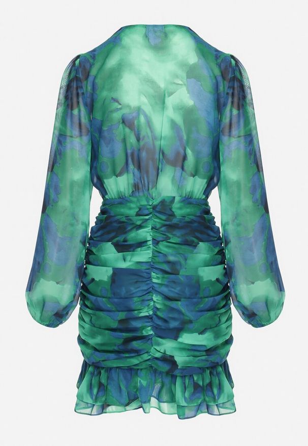 Born2be - Zielona Sukienka Mini z Drapowanym Dołem Falbanką i Kopertowym Dekoltem Elissea. Kolor: zielony. Materiał: materiał. Typ sukienki: kopertowe. Długość: mini