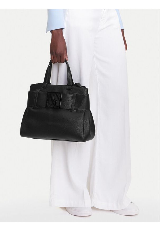 Armani Exchange Torebka XW000285 AF11902 UC001 Czarny. Kolor: czarny. Materiał: skórzane