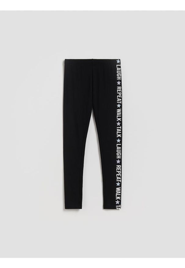 Reserved - Legginsy z napisem - czarny. Kolor: czarny. Materiał: bawełna. Wzór: napisy