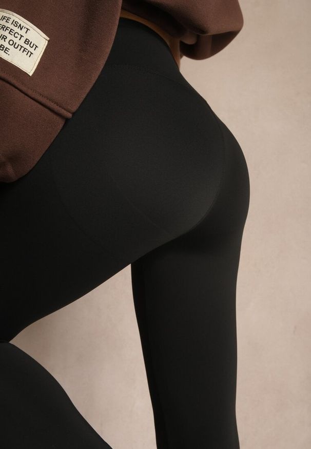 Renee - Czarne Legginsy High Waist Ozdobione Przeszyciem Belanessa. Okazja: na co dzień. Stan: podwyższony. Kolor: czarny. Wzór: aplikacja. Styl: casual