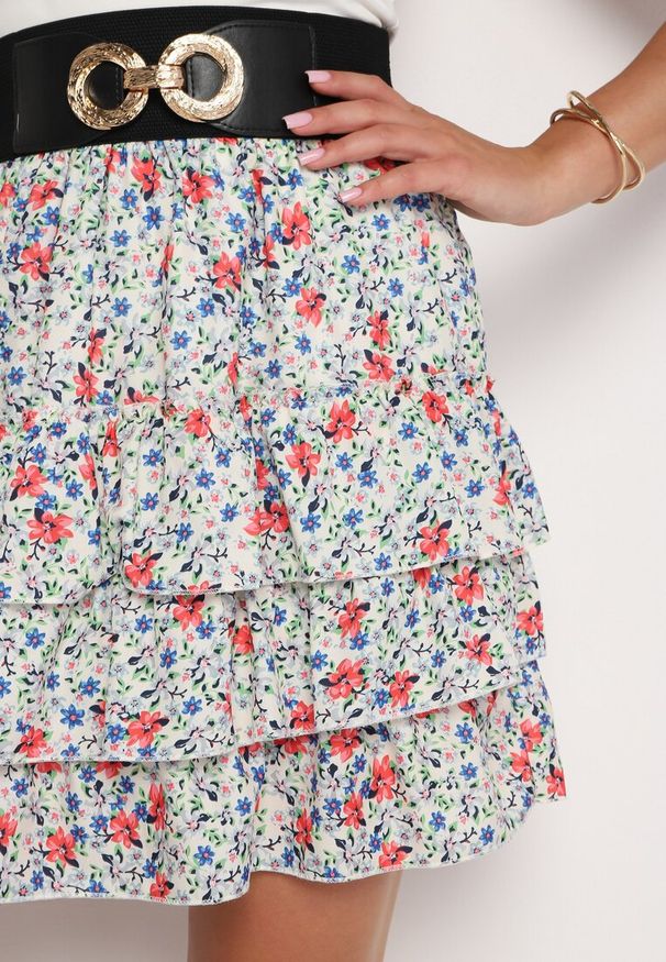 Born2be - Biało-Różowa Spódnica Mini Rozkloszowana w Kwiatowy Print z Ozdobnym Zapięciem i Falbankami Humaria. Kolor: biały. Wzór: kwiaty, nadruk. Sezon: lato