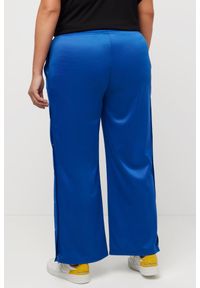 ULLA POPKEN - Damskie Spodnie joggingowe guziki szerokie nogawki materiał z recyklingu. Kolekcja: plus size. Kolor: niebieski. Materiał: poliester, materiał. Długość: długie #2