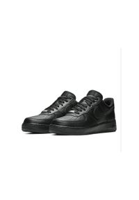 Buty do chodzenia męskie Nike Air Force 1 07. Zapięcie: sznurówki. Kolor: czarny. Materiał: syntetyk, tkanina, skóra, materiał. Szerokość cholewki: normalna. Model: Nike Air Force. Sport: turystyka piesza