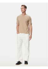 TOMMY HILFIGER - Tommy Hilfiger T-Shirt Ess Seasonal MW0MW39995 Beżowy Regular Fit. Kolor: beżowy. Materiał: bawełna #4