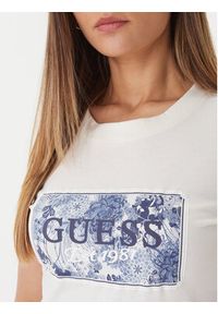 Guess T-Shirt W6GP02 K2753 Écru Regular Fit. Kolor: kremowy. Materiał: bawełna #3