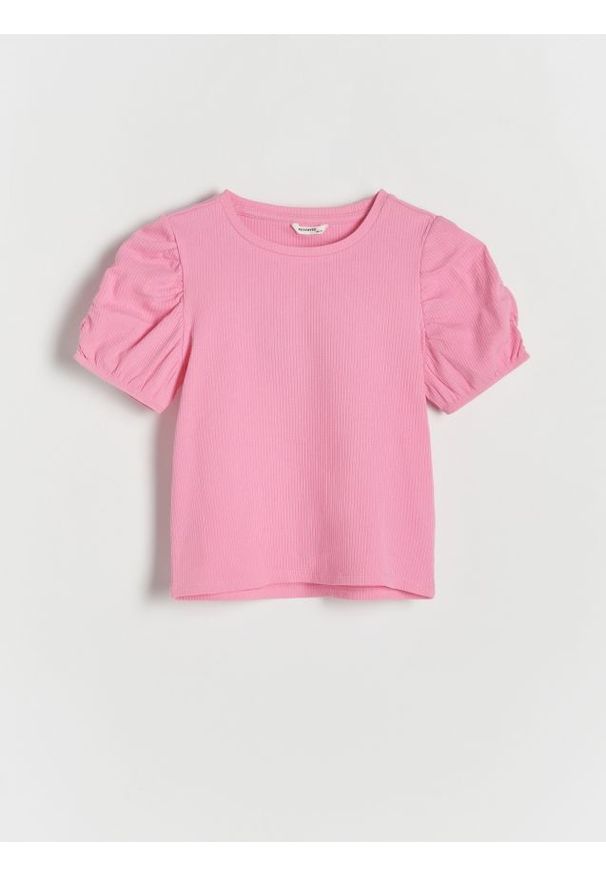 Reserved - Bluzka z bufiastymi rękawami - różowy. Kolor: różowy. Materiał: dzianina, bawełna