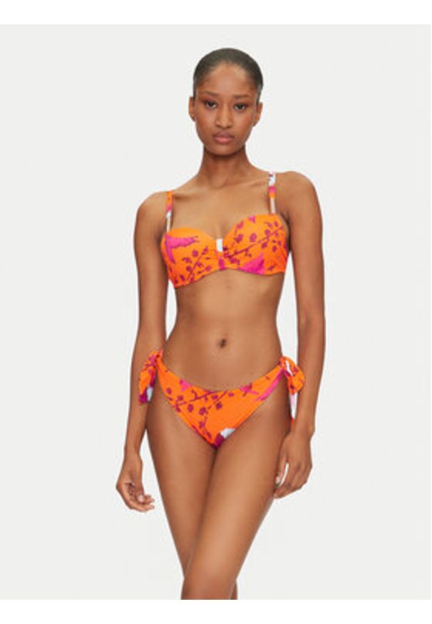 Chantelle Góra od bikini Icon C16VN5 Pomarańczowy. Kolor: pomarańczowy. Materiał: syntetyk