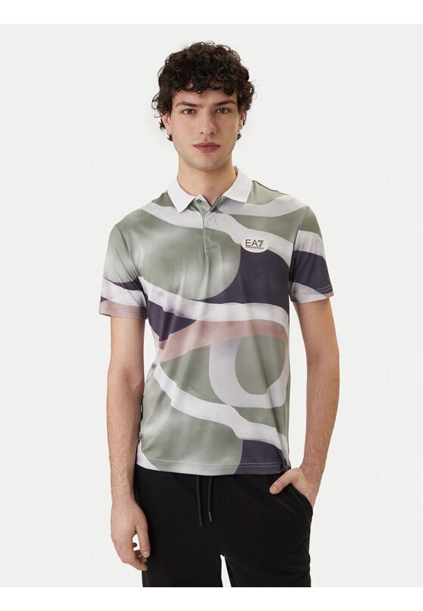 EA7 Emporio Armani Polo 7M001532 AF22175 F7077 Zielony Regular Fit. Typ kołnierza: polo. Kolor: zielony. Materiał: syntetyk