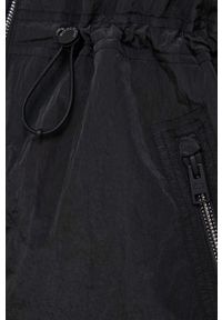 Woolrich kurtka damska kolor czarny przejściowa. Kolor: czarny. Materiał: materiał. Długość rękawa: raglanowy rękaw #6