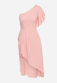 Born2be - Różowa Koktajlowa Sukienka Asymetryczna na Jedno Ramię z Falbankami Vimilora. Typ kołnierza: kołnierz z falbankami. Kolor: różowy. Materiał: materiał. Typ sukienki: asymetryczne. Styl: wizytowy #4