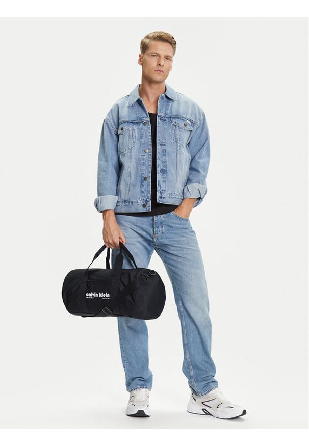 Calvin Klein Jeans Torba sportowa Ckj Graphic Ck Crossbody Duffle LV04G3163G Czarny. Kolor: czarny. Materiał: materiał