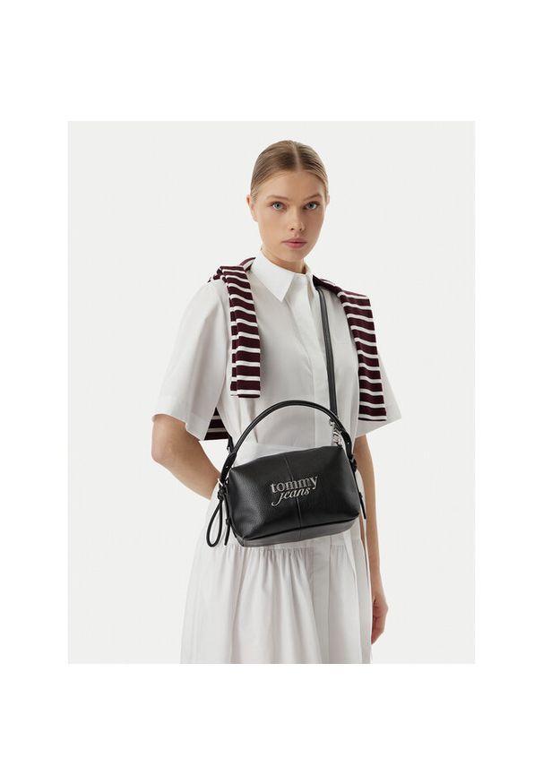 Torebka Tommy Jeans. Kolor: czarny