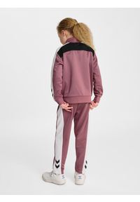 Dziecięcy dres Hummel. Okazja: na uczelnię. Kolor: fioletowy. Materiał: dresówka. Styl: sportowy #2