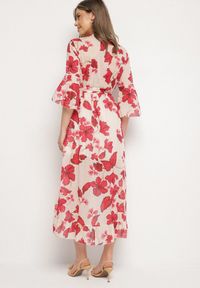 Born2be - Czerwona Bawełniana Sukienka Kopertowa o Asymetrycznym Kroju z Wiązanym Paskiem Niteira. Okazja: na co dzień, na randkę. Typ kołnierza: dekolt w kształcie V. Kolor: czerwony. Materiał: bawełna. Typ sukienki: asymetryczne, kopertowe. Styl: casual #4