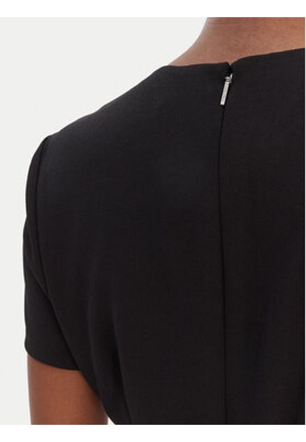 Calvin Klein Sukienka koktajlowa LV044E048G Czarny Slim Fit. Kolor: czarny. Materiał: syntetyk. Styl: wizytowy