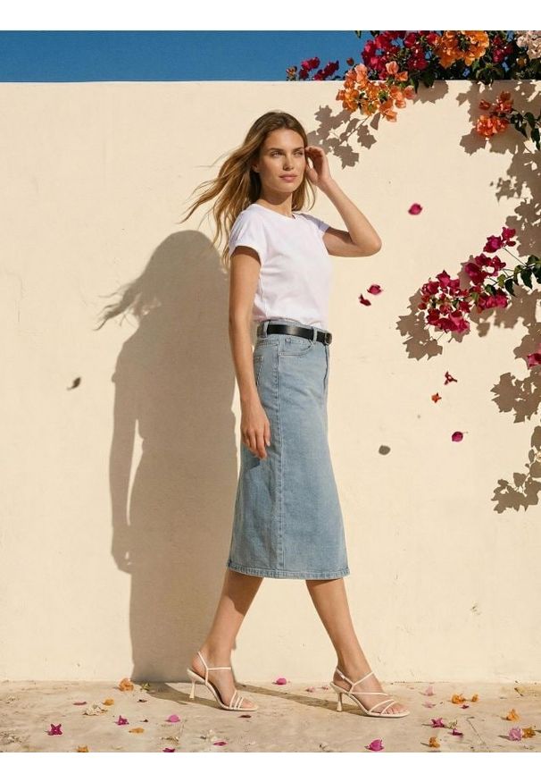 Sinsay - Bawełniana koszulka basic - biały. Kolor: biały. Materiał: bawełna