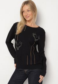 Born2be - Czarny Sweter Ozdobiony Sercami z Cyrkonii Unaressa. Okazja: na co dzień. Kolor: czarny. Materiał: jeans. Wzór: aplikacja. Styl: elegancki, casual