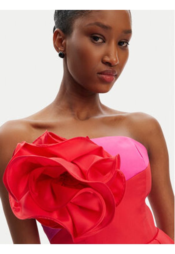 Babylon Sukienka wieczorowa S00873 Czerwony Regular Fit. Kolor: czerwony. Materiał: syntetyk. Styl: wizytowy