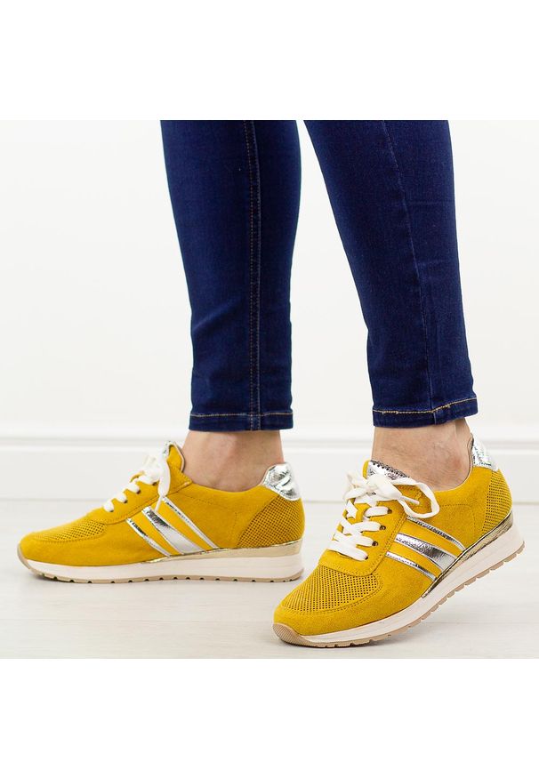Żółte sneakersy damskie, półbuty M.Daszyński 2169-2. Kolor: żółty. Materiał: skóra, zamsz. Obcas: na obcasie. Wysokość obcasa: średni