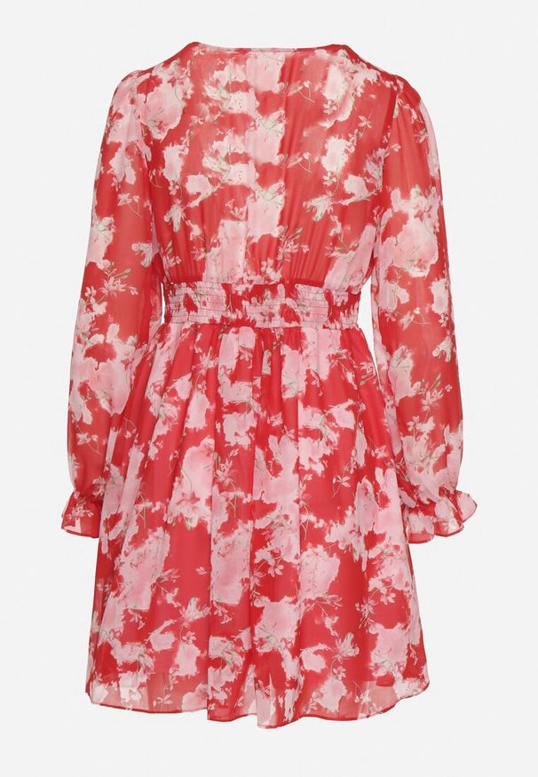 Born2be - Czerwona Sukienka Rozkloszowana w Kwiaty Aclia. Okazja: na ślub cywilny, na imprezę, na wesele. Kolor: czerwony. Wzór: kwiaty