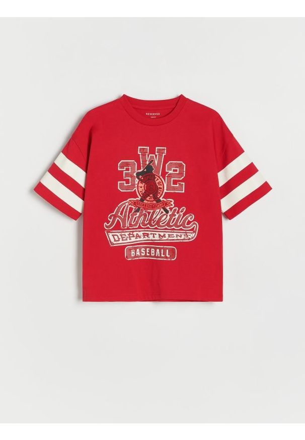 Reserved - T-shirt oversize - czerwony. Kolor: czerwony. Materiał: bawełna, dzianina