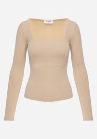 Renee - Beżowa Bluzka z Elastycznego Materiału o Kwadratowym Dekolcie z Wiskozą Nemosa. Typ kołnierza: dekolt kwadratowy. Kolor: beżowy. Materiał: wiskoza, materiał. Długość rękawa: długi rękaw. Długość: długie #2