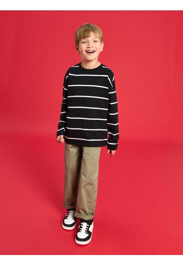 Sinsay - Koszulka w paski z długimi rękawam - czarny. Kolor: czarny. Długość: długie. Wzór: paski