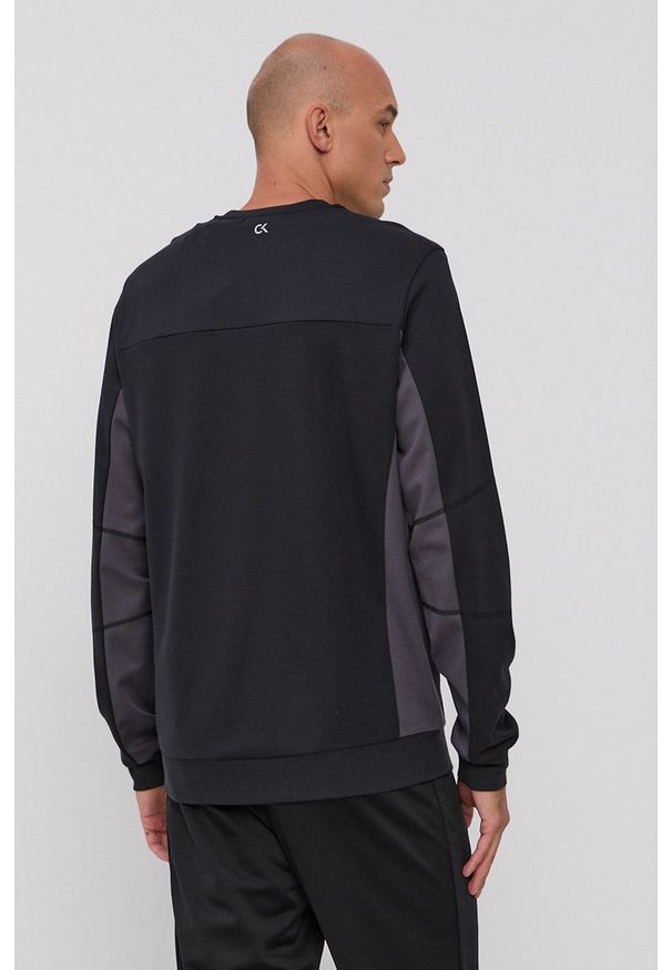 Calvin Klein Performance Bluza męska kolor czarny gładka. Okazja: na co dzień. Kolor: czarny. Materiał: dzianina. Wzór: gładki. Styl: casual