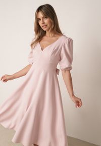 Born2be - Różowa Elegancka Sukienka z Bufiastymi Rękawami i Wiązaniem na Plecach Zeepy. Kolor: różowy. Wzór: gładki. Styl: elegancki #2