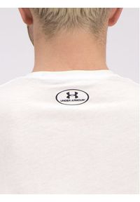 Under Armour T-Shirt 1326799 Biały Loose Fit. Kolor: biały. Materiał: bawełna #5