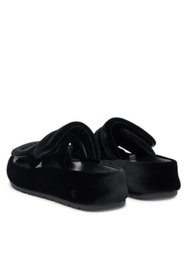 Juicy Couture Klapki WSS21513-01 Czarny. Kolor: czarny. Materiał: materiał