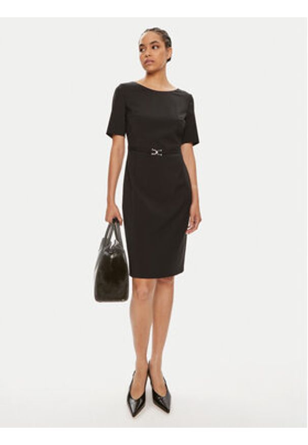 BOSS - Boss Sukienka codzienna Daleah 50490041 Czarny Slim Fit. Okazja: na co dzień. Kolor: czarny. Materiał: wełna. Typ sukienki: proste. Styl: casual