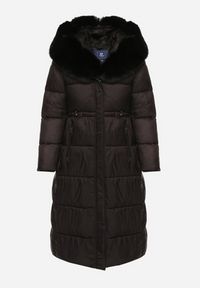 Born2be - Czarna Długa Kurtka Puchowa z Pikowanymi Przeszyciami i Kapturem z Futrem Zevea. Okazja: na co dzień, na spacer. Kolor: czarny. Materiał: puch, futro. Długość: długie. Styl: casual, elegancki #6