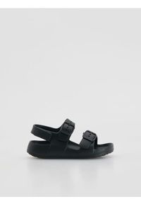 Reserved - Klasyczne sandały - czarny. Kolor: czarny. Styl: klasyczny #1