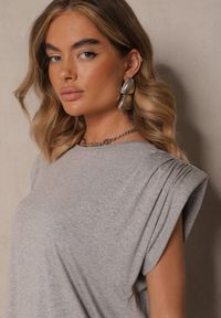 Renee - Szara Bluzka z Wiskozy z Ozdobnymi Ramionami Mavienne. Okazja: na co dzień. Kolor: szary. Materiał: wiskoza. Styl: klasyczny, elegancki, casual #5