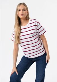 Volcano - Koszulka w paski T-PASSI. Okazja: na co dzień. Materiał: prążkowany, bawełna, materiał. Długość: krótkie. Wzór: paski. Sezon: lato. Styl: casual, elegancki, klasyczny #1