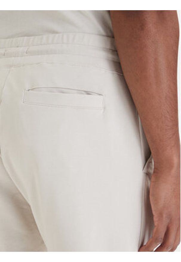 Aeronautica Militare Spodnie dresowe 261PF1008UF00674 Beżowy Regular Fit. Kolor: beżowy. Materiał: bawełna