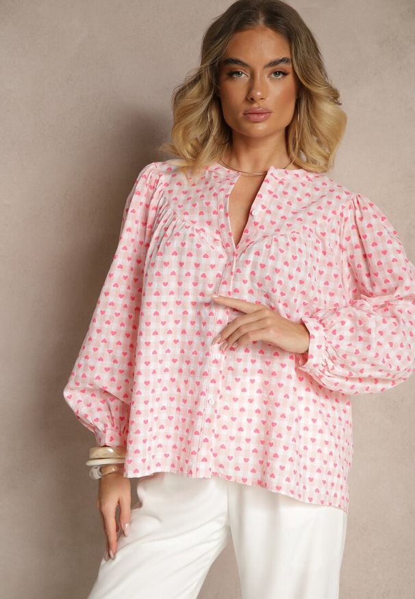 Renee - Różowa Bawełniana Koszula w Kratkę Vichy i Serduszka Halorwena. Okazja: na co dzień. Kolor: różowy. Materiał: bawełna. Wzór: kratka. Styl: elegancki, casual