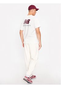 New Balance T-Shirt Athletics Remastered Graphic Cotton Jersey Short Sleeve T-shirt MT31504 Biały Regular Fit. Kolor: biały. Materiał: bawełna #2