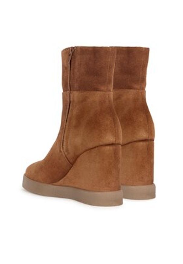 Geox Botki D Elidea Wedge D36VQB 00022 CD500 Brązowy. Kolor: brązowy. Materiał: zamsz, skóra