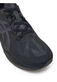 Asics Buty do biegania Novablast 5 1011B974 Czarny. Kolor: czarny. Materiał: mesh, materiał #6