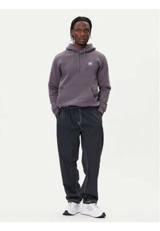 Adidas - adidas Bluza Trefoil Essentials JW1063 Szary Regular Fit. Kolor: szary. Materiał: bawełna, syntetyk