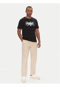 Pepe Jeans T-Shirt Flag PM509720 Czarny Regular Fit. Kolor: czarny. Materiał: bawełna #5