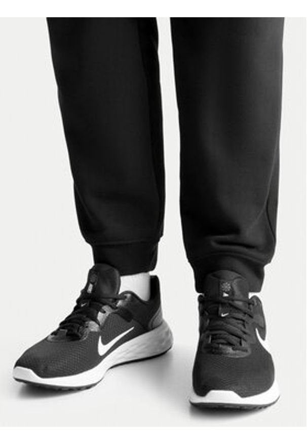 Nike Sneakersy DC3728-003 Czarny. Kolor: czarny. Materiał: materiał